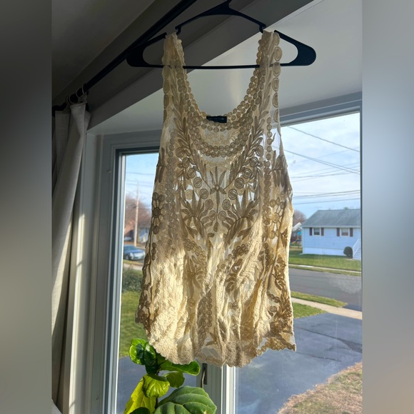 Crochet mesh top - Picture 1 of 2